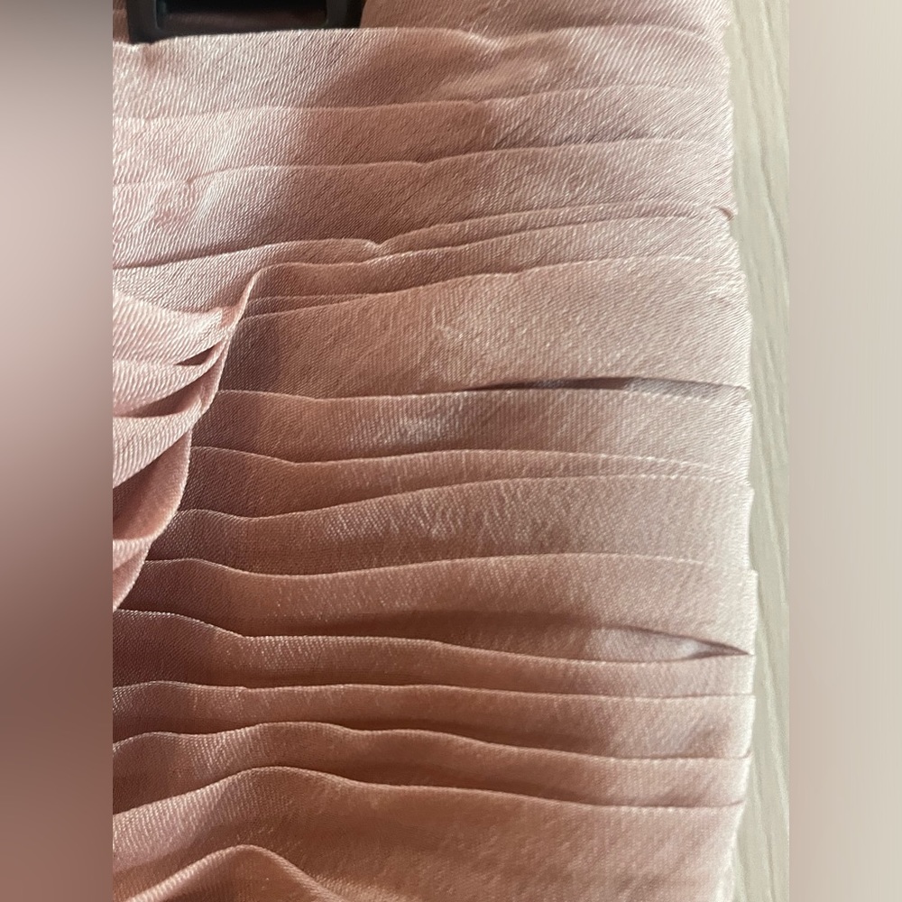 ML Monique Lhuillie Bridesmaids Dress. Dusty Rose Color Size 4 - Picture 7 of 15